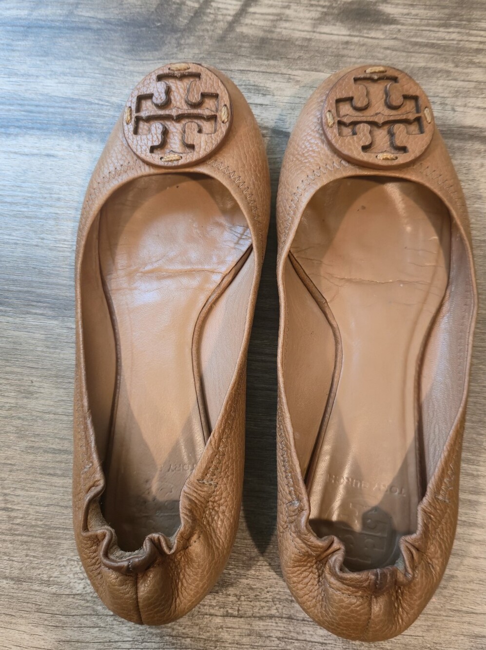 Tory Burch REVA Tan Leather Logo Ballet Flats